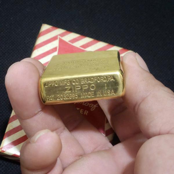 Zippo 1985 chủ đề noel