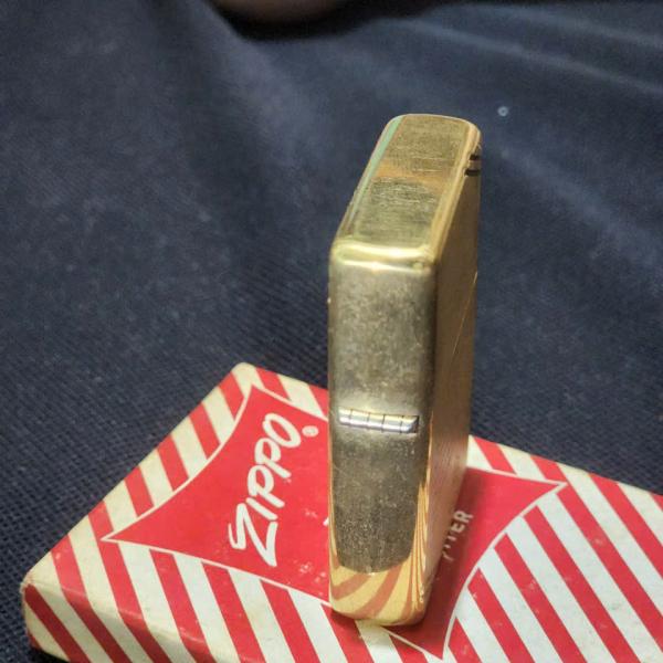 Zippo 1985 chủ đề noel